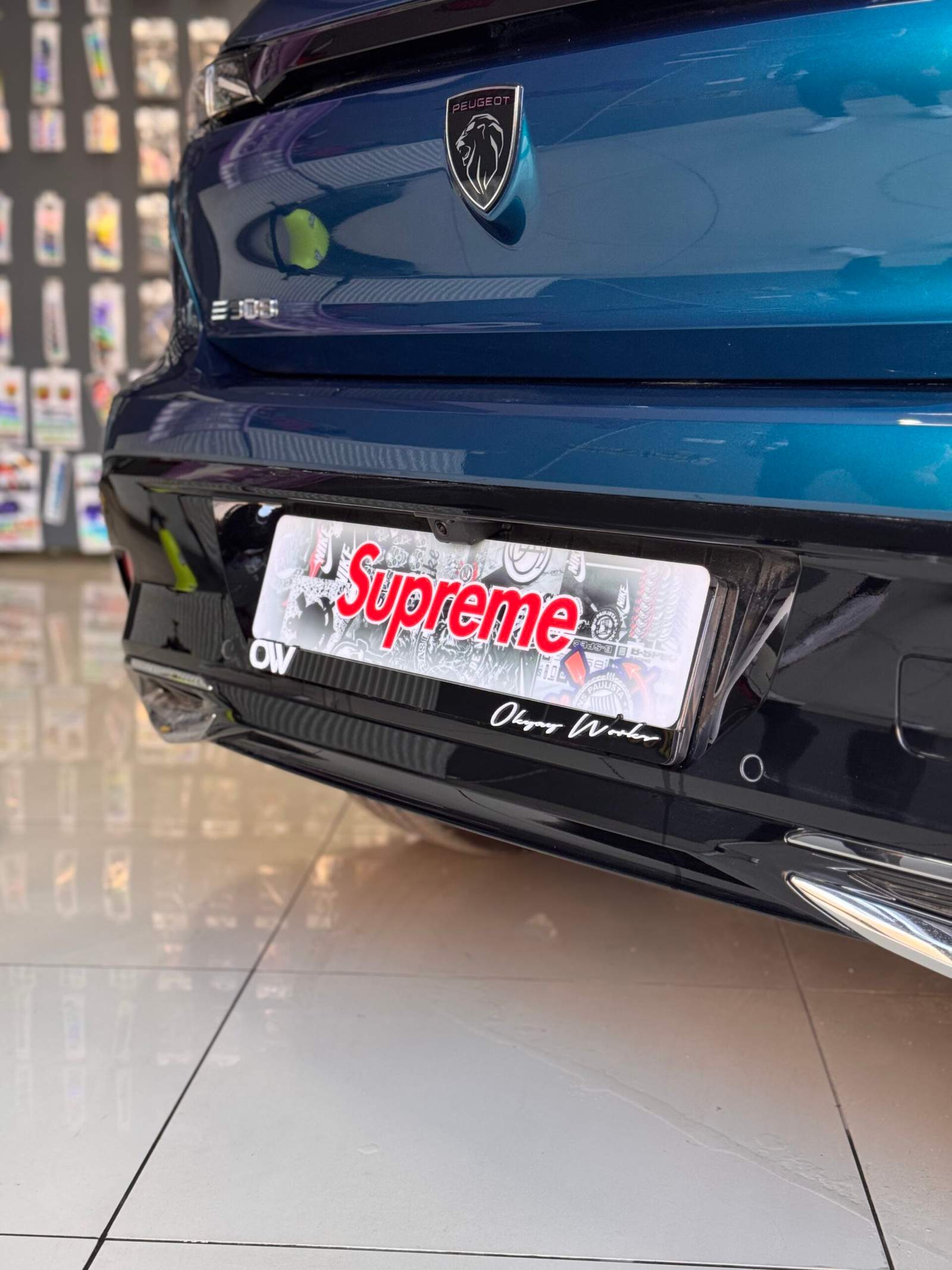 Supreme Dekor Pleksi