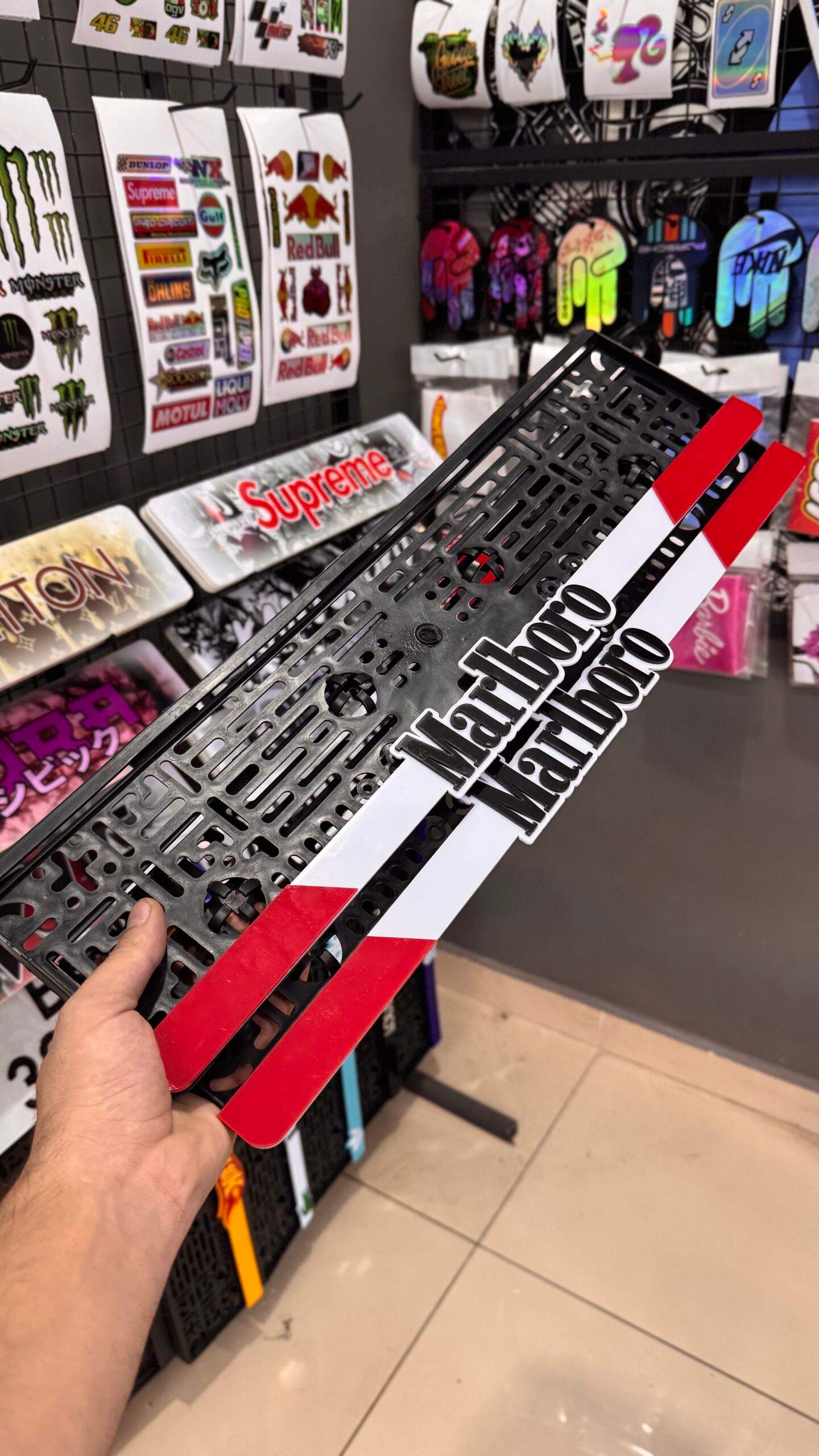 Marlboro Pleksi Plakalık